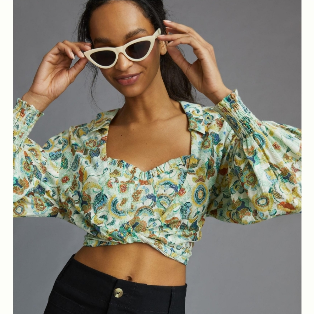 Anthroplogie Twist Crop Top Set Size Large Blue Floral